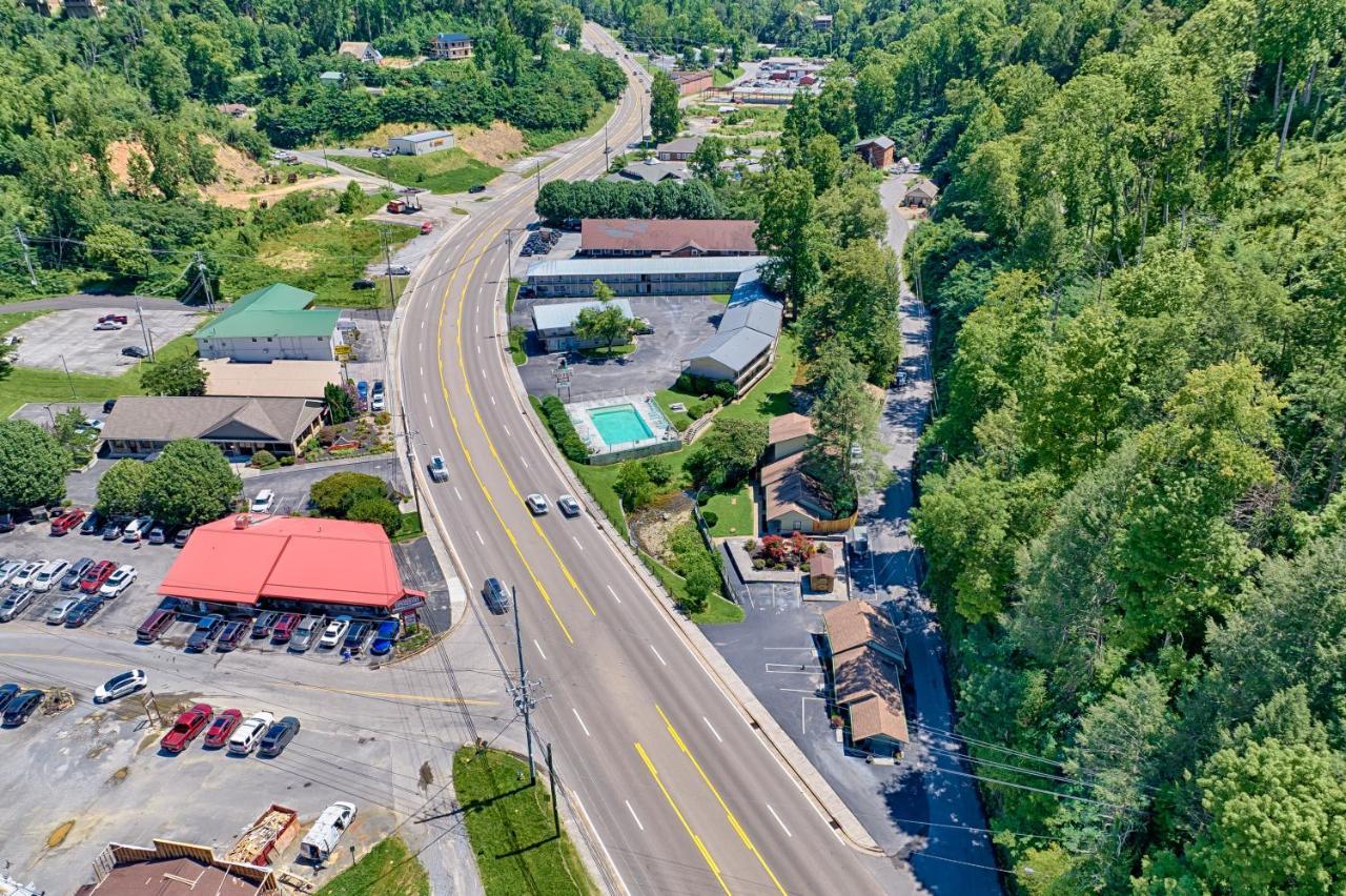 Newly Remodeled Motel In Gatlinburg! 外观 照片